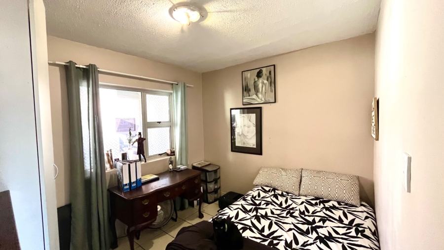 2 Bedroom Property for Sale in Heiderand Western Cape